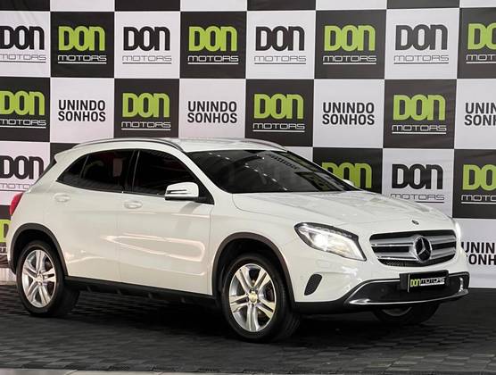 MERCEDES-BENZ GLA 200 1.6 CGI STYLE 16V TURBO FLEX 4P AUTOMÁTICO